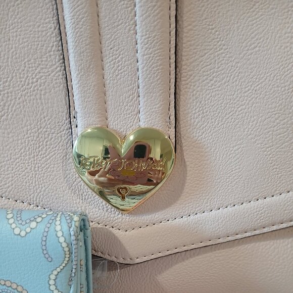 Betsey Johnson Pale Pink Satchel & Wallet - Picture 14 of 15